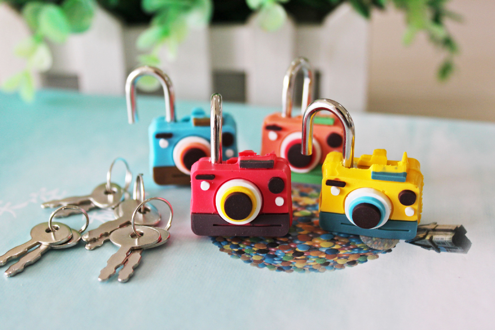 640007 迷你相机软胶挂锁