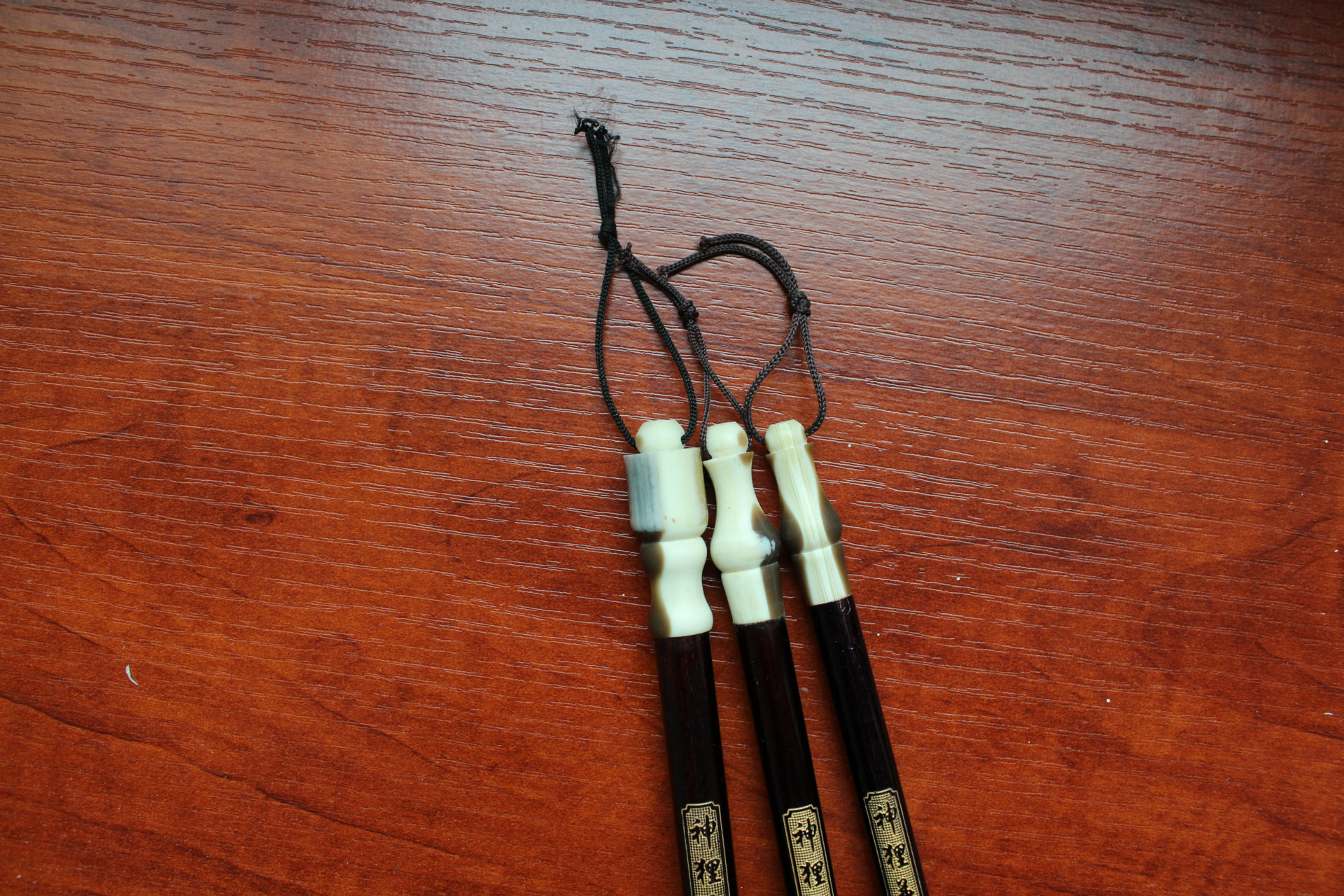 【厂家直销】石獾毛笔 弹性非常好 不分叉含墨多 兼毫毛笔 好毛笔