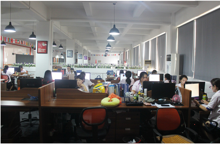 凯明瑞大功率30w v2盒子电子烟 内置2000mah电池 多功能充电