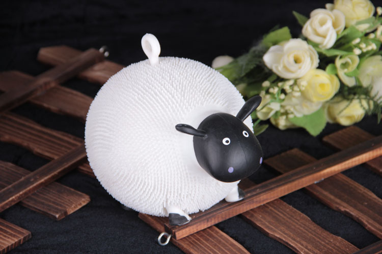 地摊热销 闪光大绵羊 发光绵羊毛毛球 肖恩羊 儿童闪光发泄玩具