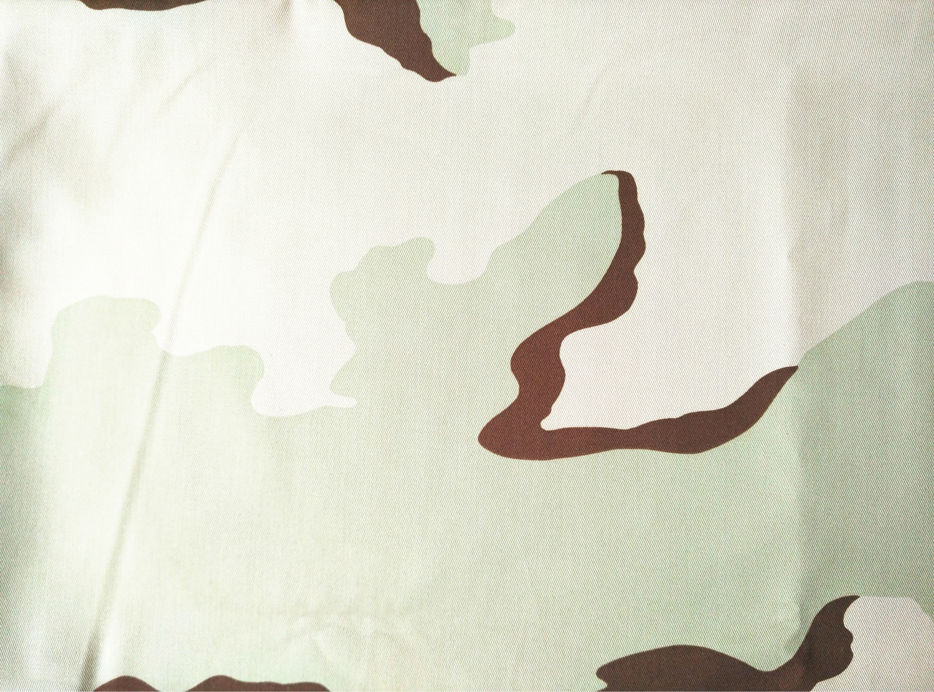 三沙迷彩印花面料 cvc60纯棉40涤纶斜纹印花布 沙漠迷彩布