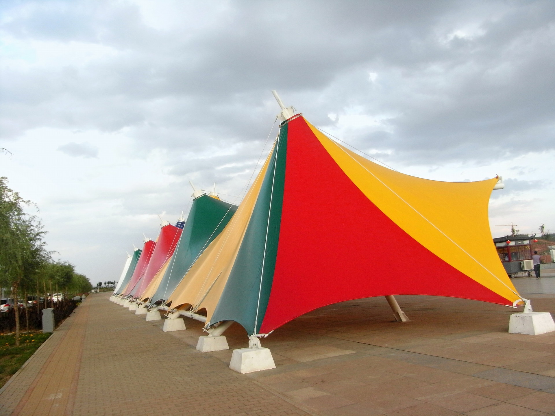 全国供应 时尚彩色膜结构 彩色张拉膜结构 廊坊工川