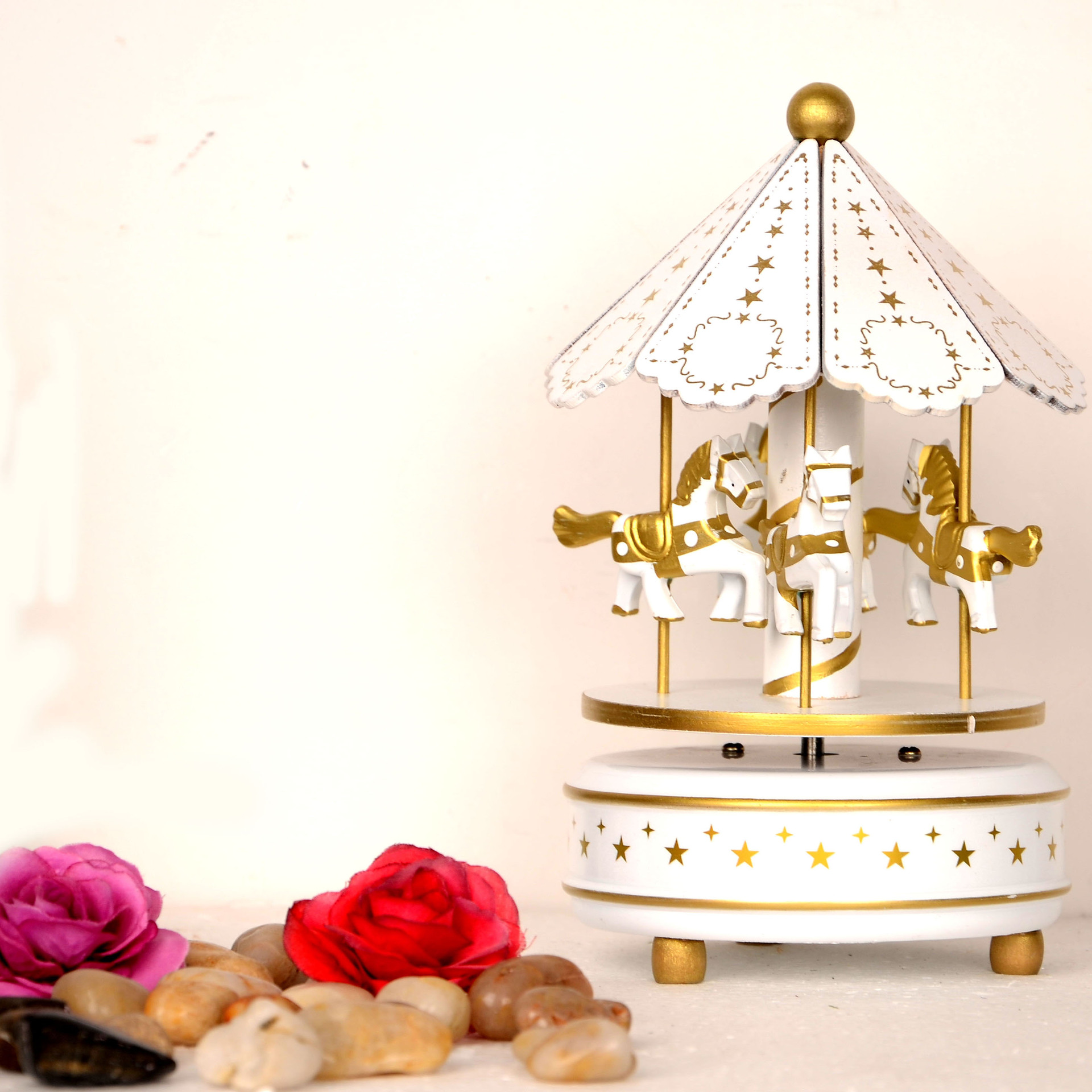 创意zakka杂货 旋转木马八音盒 音乐盒 工艺礼品 爆款 c2102