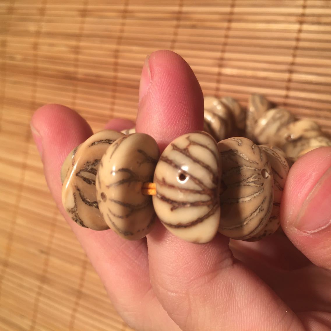 菩提子半圆手链手珠 天然半月金线 半圆金线菩提手串 通货可混批