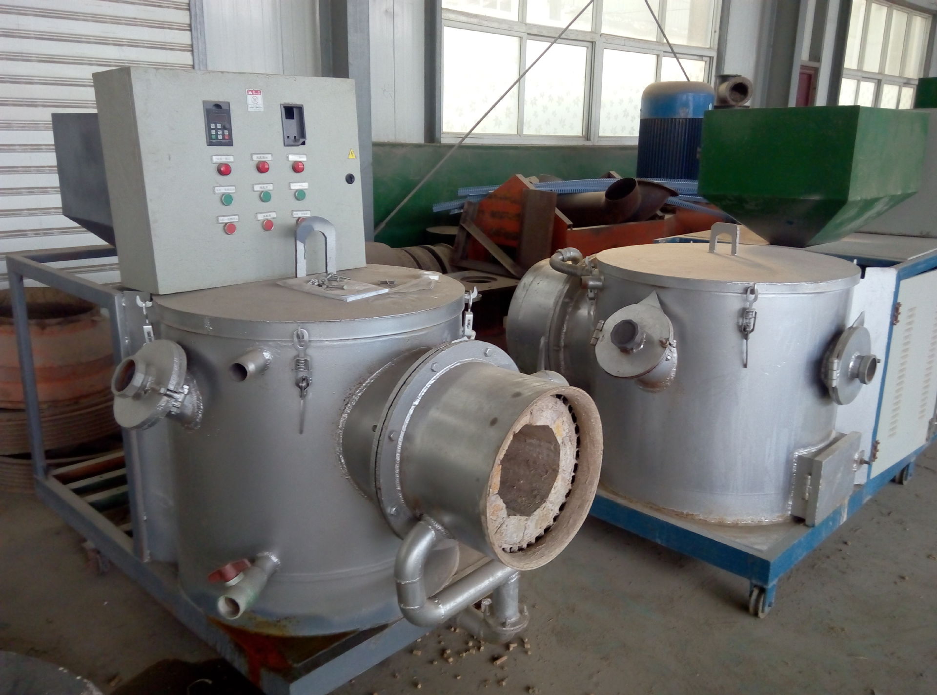 节能锯末燃烧炉 大中小型锯末燃烧炉,生物质颗粒燃烧炉炉灰更少