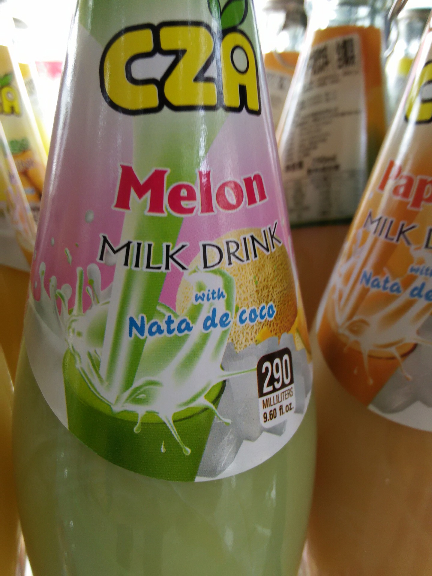 泰国cza明列子饮料290ml/瓶 一箱24瓶 进口饮料批发