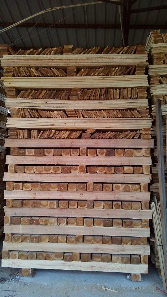 热销推荐进口杉木指接板 进口杉木板材 进口杉木木板材