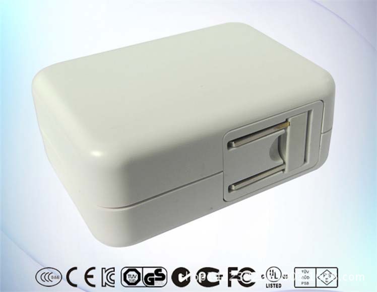 折叠式白色美规USB-6