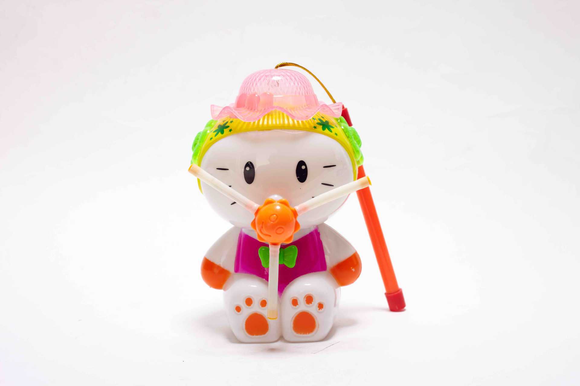 【乐美玩具】热卖电动音乐灯光风车kt帽子灯笼 春节地摊玩具批发