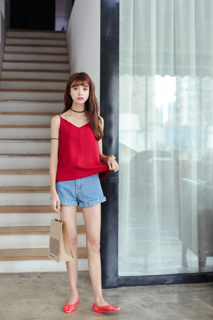 有-3cm误差 单位:cm) 模特:身高:165cm   体重:84g    三围:胸围80cm