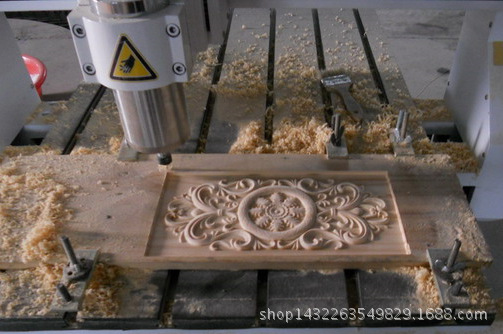 雕刻机数控电动木工广告机齿条方轨1325木门木工机械数控机床