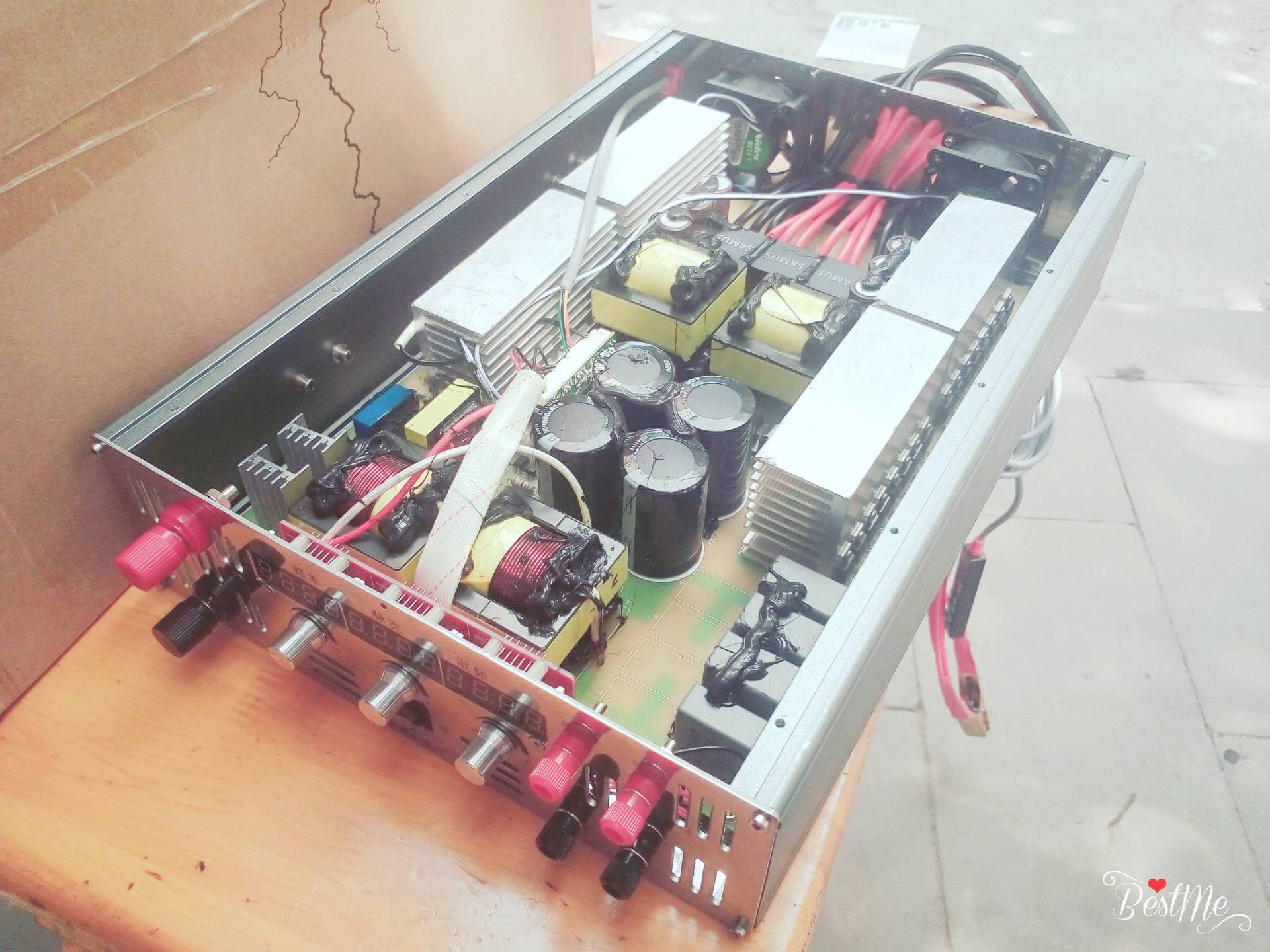 山姆斯逆变器电源 12v2500g大功率逆变电源 携带方便野外作业