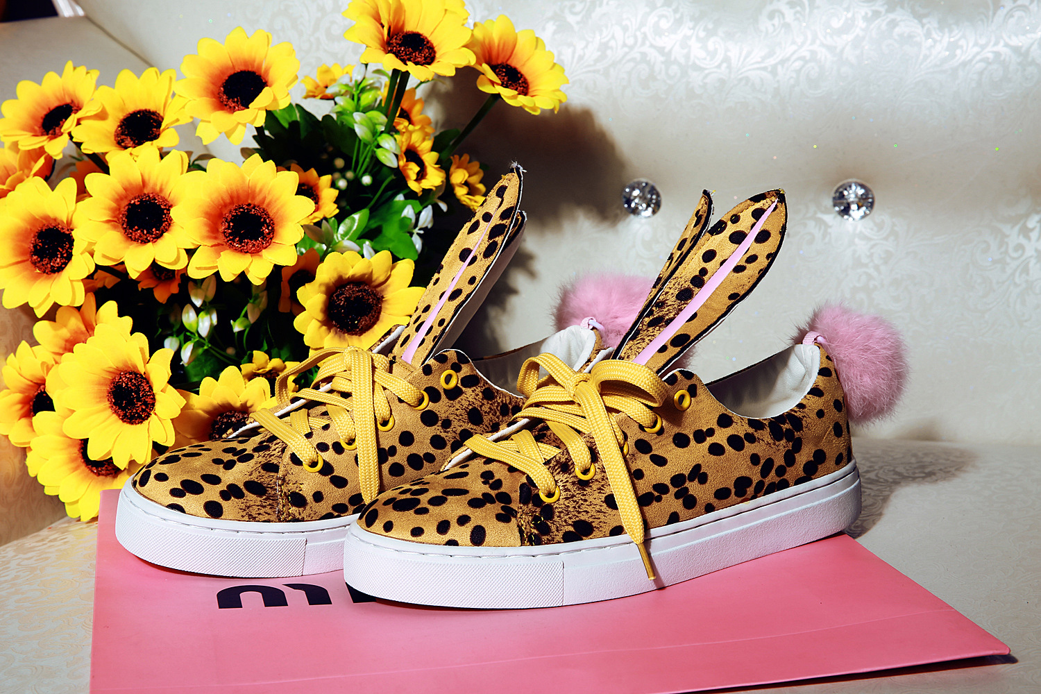 2015新款兔头女单鞋时尚百搭兔毛女单鞋欧洲站大牌豹纹低帮鞋批发