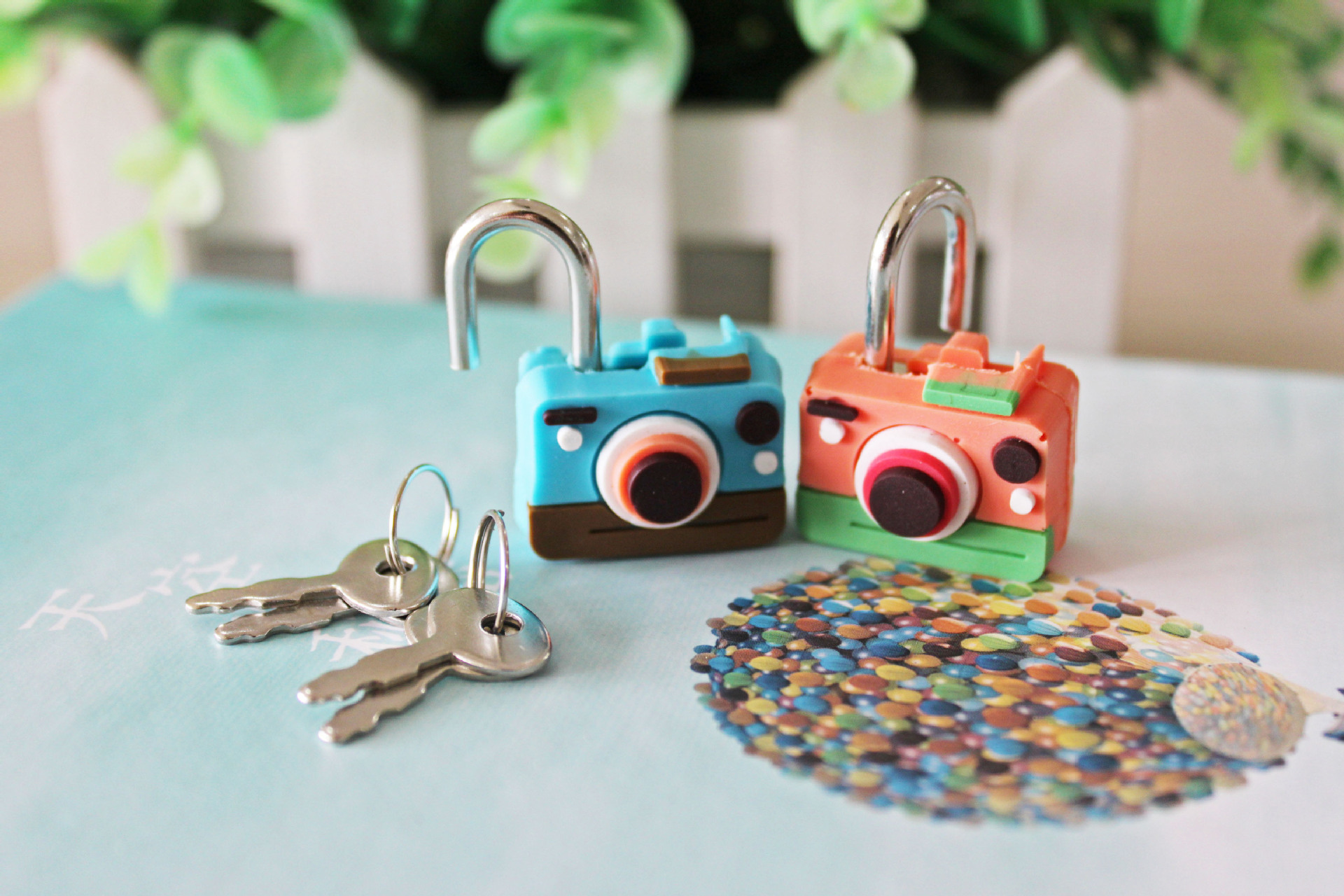 640007 迷你相机软胶挂锁