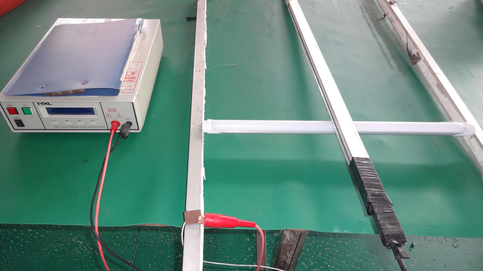 日光灯组装工艺流程图